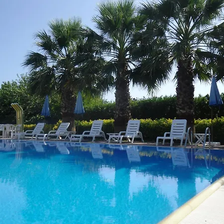 Residence Hotel Villa Laura-2